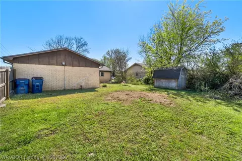 3200 S 94 Cir, Fort Smith, AR 72903 photo 23