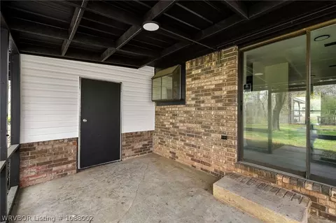 Exterior - 9506 Berry Ln, Hackett, AR 72937 photo 4 of 7