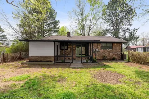 Exterior - 9506 Berry Ln, Hackett, AR 72937 photo 6 of 7