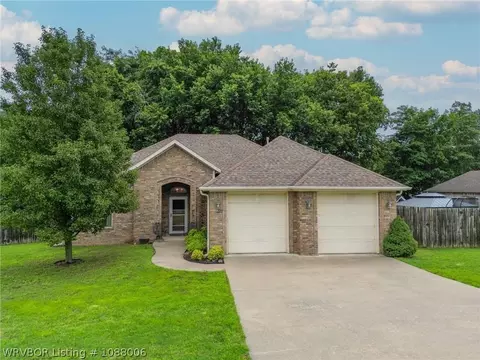 696 Thornstone Ave, West Fork, AR 72774