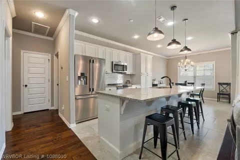 3876 Benjamin Ln, Springdale, AR 72764 photo 11