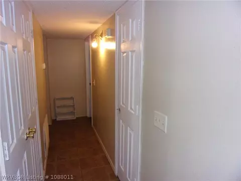 Entry Way - 410 N 9th St, Ozark, AR 72949 photo 2 of 2