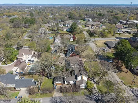 View/Area - 1414 Hendricks Blvd, Fort Smith, AR 72903 photo 2 of 2