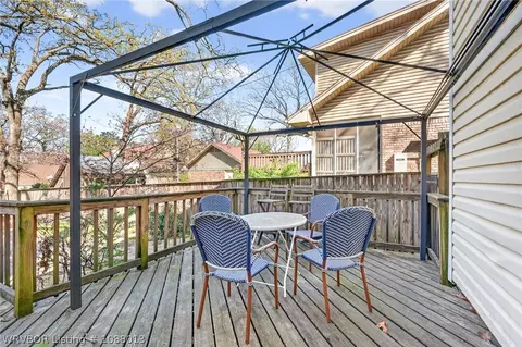 Exterior - 1414 Hendricks Blvd, Fort Smith, AR 72903 photo 3 of 12