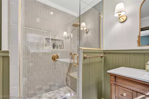 Bath - 1414 Hendricks Blvd, Fort Smith, AR 72903 photo 3 of 5