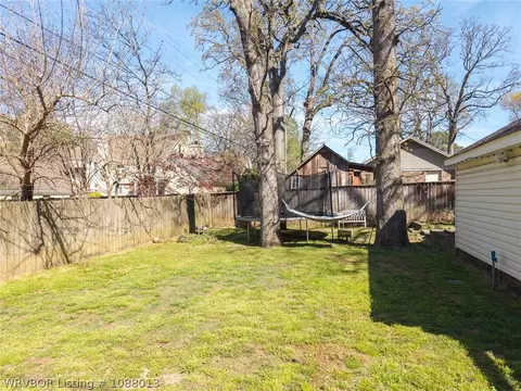 Exterior - 1414 Hendricks Blvd, Fort Smith, AR 72903 photo 9 of 12
