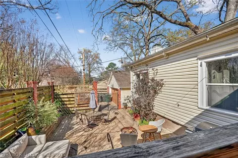 Exterior - 1414 Hendricks Blvd, Fort Smith, AR 72903 photo 5 of 12