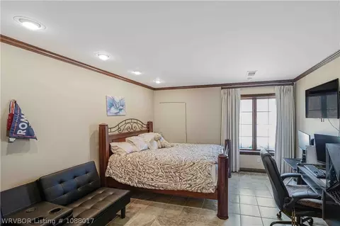 Bedroom - 308 Rivercrest Dr, Fort Smith, AR 72903 photo 4 of 6