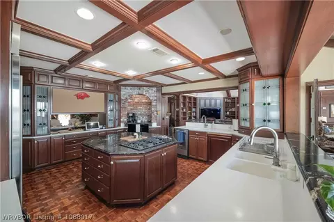 Kitchen - 308 Rivercrest Dr, Fort Smith, AR 72903 photo 1 of 2
