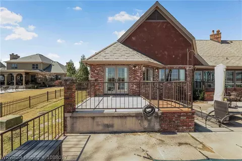 Exterior - 308 Rivercrest Dr, Fort Smith, AR 72903 photo 8 of 11
