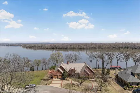 View/Area - 308 Rivercrest Dr, Fort Smith, AR 72903 photo 1 of 4
