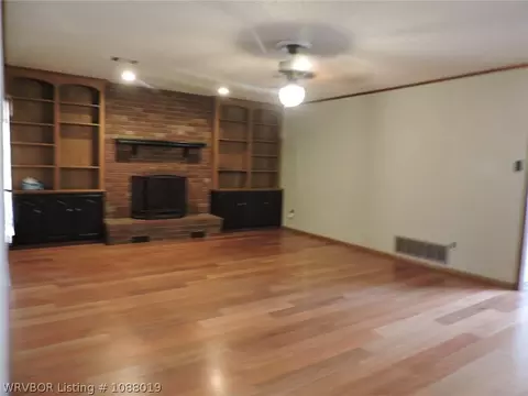 Living - 3100 S 98th St, Fort Smith, AR 72903 photo 3 of 7