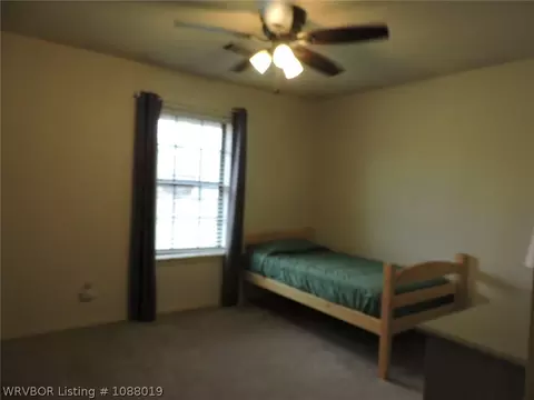 Bedroom - 3100 S 98th St, Fort Smith, AR 72903 photo 10 of 15