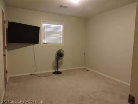 Bedroom - 3100 S 98th St, Fort Smith, AR 72903 photo 5 of 15