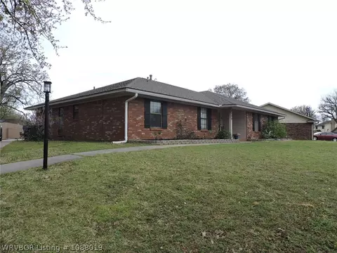 Exterior - 3100 S 98th St, Fort Smith, AR 72903 photo 3 of 10