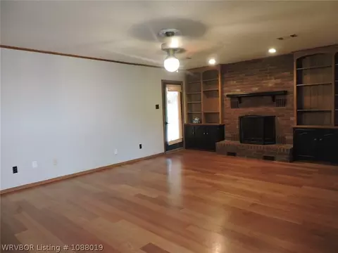 Living - 3100 S 98th St, Fort Smith, AR 72903 photo 2 of 7