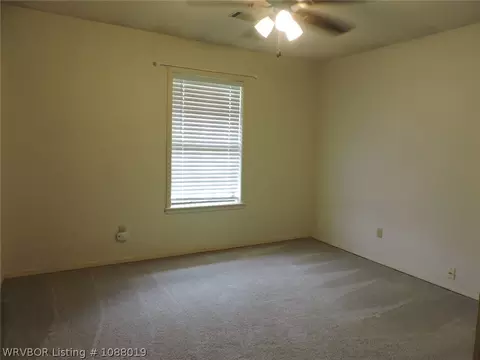 Bedroom - 3100 S 98th St, Fort Smith, AR 72903 photo 9 of 15