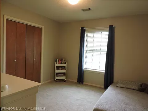 Bedroom - 3100 S 98th St, Fort Smith, AR 72903 photo 8 of 15