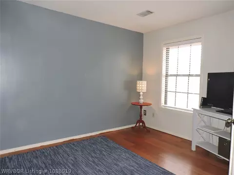 Bedroom - 3100 S 98th St, Fort Smith, AR 72903 photo 3 of 15