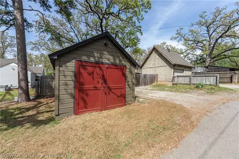 Exterior - 2216 S X St, Fort Smith, AR 72901 photo 7 of 7