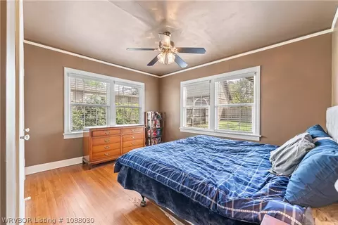 Bedroom - 2216 S X St, Fort Smith, AR 72901 photo 2 of 4