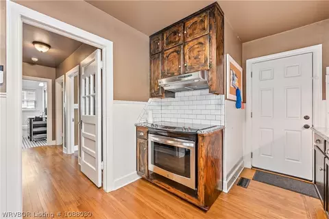 Entry Way - 2216 S X St, Fort Smith, AR 72901 photo 1 of 6