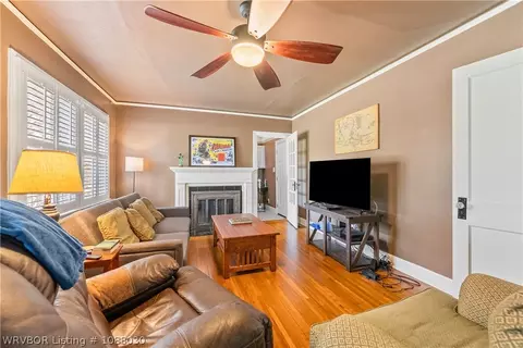 Living - 2216 S X St, Fort Smith, AR 72901 photo 2 of 3