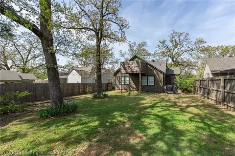 Exterior - 2216 S X St, Fort Smith, AR 72901 photo 4 of 7