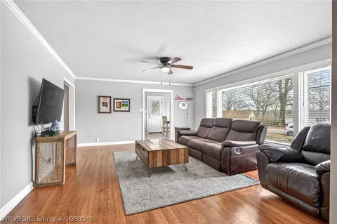 Living - 31 Haven Dr, Fort Smith, AR 72901 photo 3 of 3