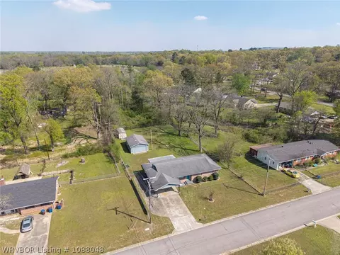 1624 N 52nd St, Fort Smith, AR 72904 photo 9