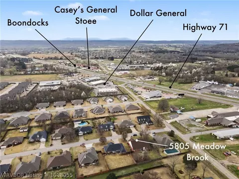 View/Area - 5805 Meadow Brook Dr, Fort Smith, AR 72916 photo 4 of 5