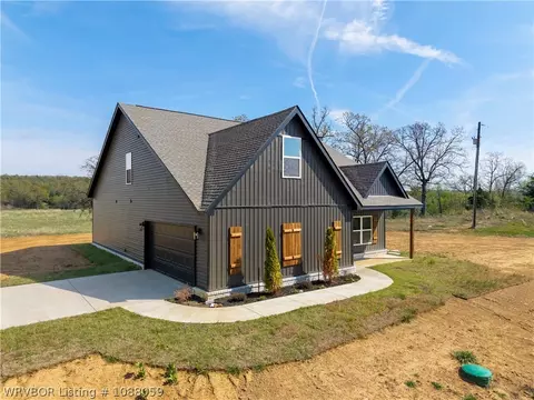 Exterior - 9724 Bethel Rd, Hackett, AR 72937 photo 2 of 3
