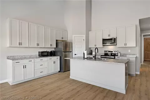 Kitchen - 9724 Bethel Rd, Hackett, AR 72937 photo 1 of 3