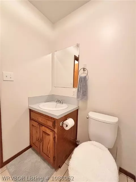 Bath - 407 W 5th St, Hartford, AR 72938 photo 3 of 10