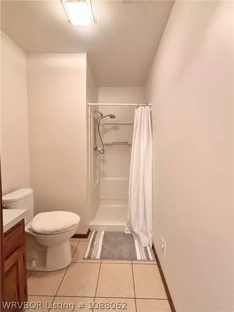 Bath - 407 W 5th St, Hartford, AR 72938 photo 1 of 10