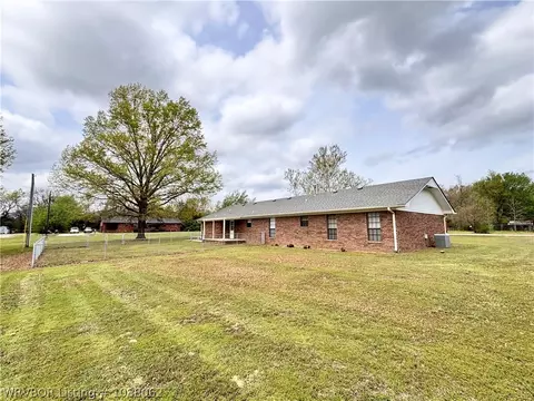 Exterior - 407 W 5th St, Hartford, AR 72938 photo 12 of 15