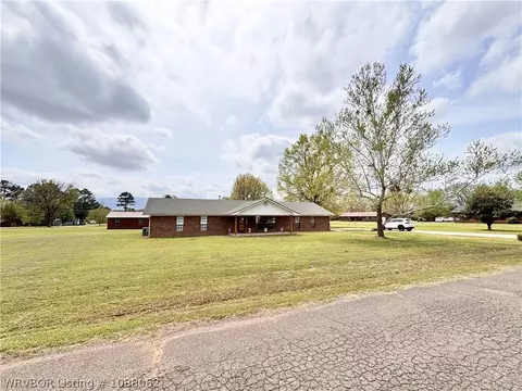Exterior - 407 W 5th St, Hartford, AR 72938 photo 14 of 15