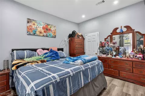 Bedroom - 1100 N 14th St, Fort Smith, AR 72901 photo 6 of 6