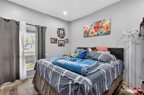 Bedroom - 1100 N 14th St, Fort Smith, AR 72901 photo 5 of 6