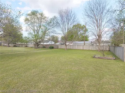 Exterior - 4821 31st St, Fort Smith, AR 72901 photo 10 of 23