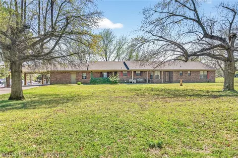 19071 Chloe Layne Rd, Spiro, OK 74959