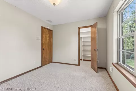 Bedroom - 3406 Old Oaks Ln, Fort Smith, AR 72903 photo 7 of 9
