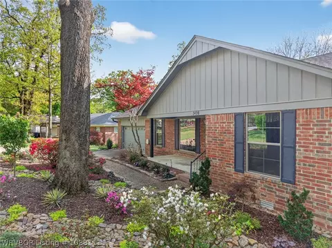 Exterior - 3406 Old Oaks Ln, Fort Smith, AR 72903 photo 4 of 11