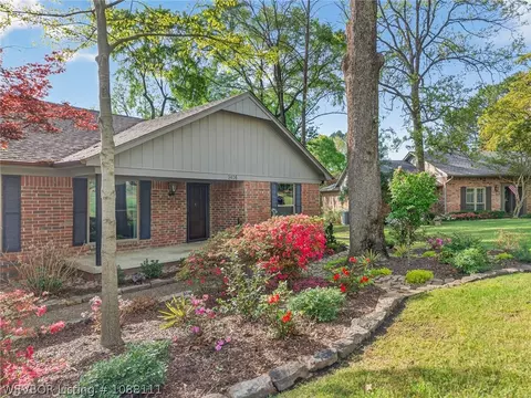 Exterior - 3406 Old Oaks Ln, Fort Smith, AR 72903 photo 3 of 11