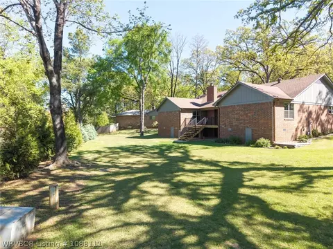 Exterior - 3406 Old Oaks Ln, Fort Smith, AR 72903 photo 10 of 11