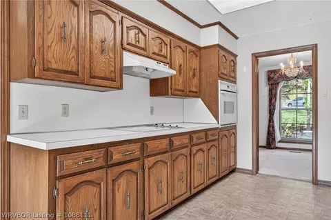 Kitchen - 3406 Old Oaks Ln, Fort Smith, AR 72903 photo 3 of 5