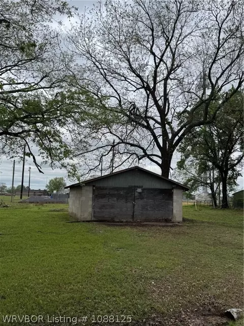 209 S Denver, Spiro, OK 74959