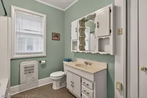 Bath - 635 Clifton Ct, Fort Smith, AR 72903 photo 2 of 2