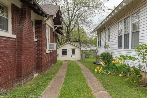Exterior - 635 Clifton Ct, Fort Smith, AR 72903 photo 8 of 13