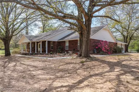 2505 Andrea Ln, Sallisaw, OK 74955